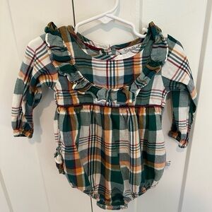 Rufflebutts 12-18m plaid green flannel romper. Work once
